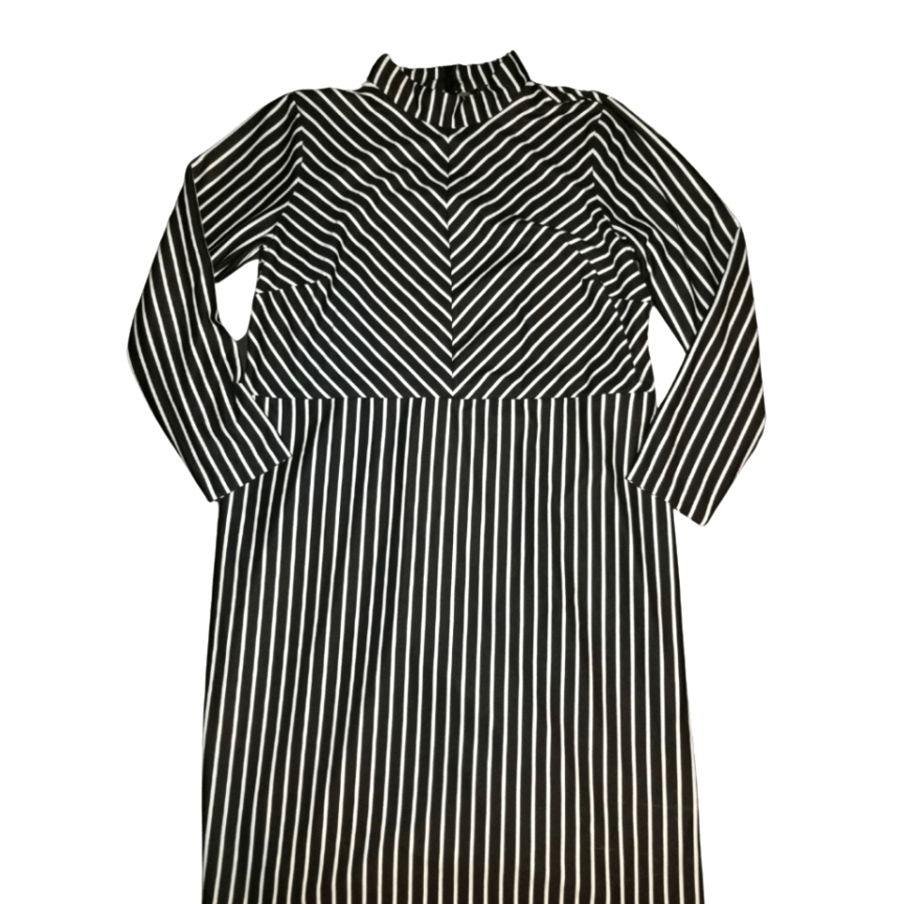 ELOQUI Black & White Dress